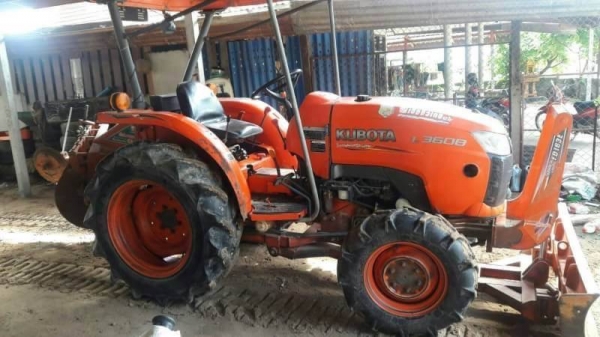 ขาย 278,000 บาท KUBOTA L3608 เครื่องดี เกียร์ดี (ใบมีดหน้า-หาง 6-โรตารี่) เอกสารเล่มทะเบียน  รถอยู่ จ.ศรีสะเกษ โทร&amp;ไอดีไลน์ 0610710205