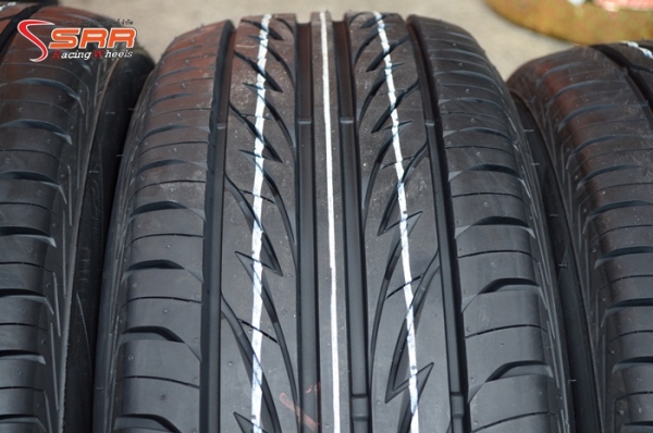 BRIDGESTONE TECHNO SPORTS 225/55R17 เส้นละ 4,250 บาท