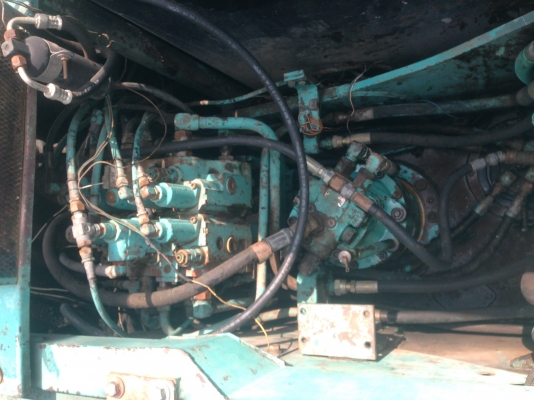 หยุดดูก่อน!!! ขายรถใช้งานKobelco120 มาค5