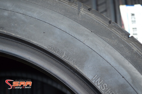TOYO C1S 275/45R18 เส้นละ 10,0000 บาท