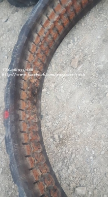 ขายถูกด่วนๆRUBBER TRACK แทรคยางสำหรับใส่กับรถขุดไซค์ 20,25,30,35 (แบบลอนเลอร์ลำโพง)/ขนาด 300*5.3* 84(ข้อ) / ราคาเพียง(เส้นละ 12,000 บาท) สนใจติดต่อ 0819337688