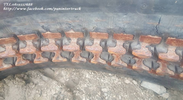 ขายถูกด่วนๆRUBBER TRACK แทรคยางสำหรับใส่กับรถขุดไซค์ 20,25,30,35 (แบบลอนเลอร์ลำโพง)/ขนาด 300*5.3* 84(ข้อ) / ราคาเพียง(เส้นละ 12,000 บาท) สนใจติดต่อ 0819337688