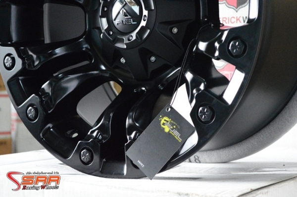 FUEL-VAPOR D560 18X9 ET-12 MATTE BLACK FUEL-VAPOR D560 18X9 ET-12 MATTE BLACK