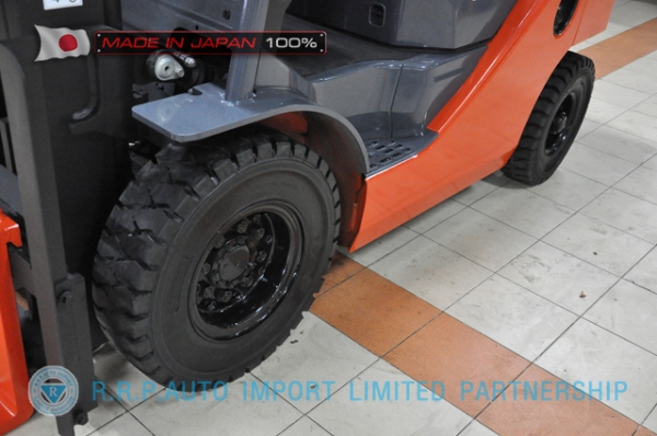 ขายรถโฟล์คลิฟท์มือสอง TOYOTA รุ่น 8FD20-14854 นำเข้าจากประเทศญี่ปุ่น 100\% ไม่เคยใช้งานในไทย