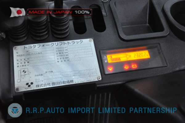 ขายรถโฟล์คลิฟท์มือสอง TOYOTA รุ่น 8FD20-14854 นำเข้าจากประเทศญี่ปุ่น 100\% ไม่เคยใช้งานในไทย