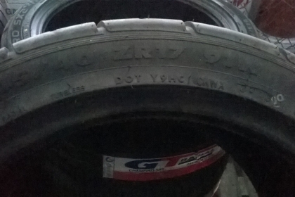 ยางใหม่ขอบ  17 gt radial champiro sx2 245-40-17 91w ปี 13 4 เส้น 3500บาท