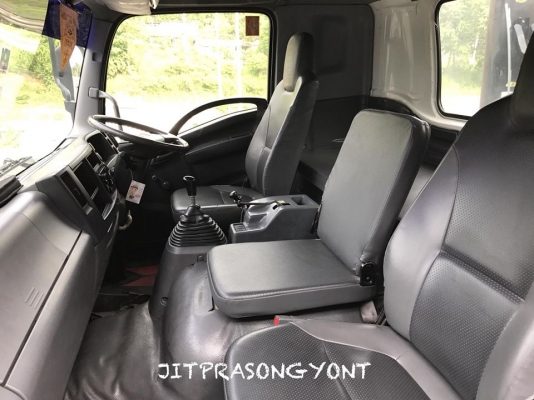 ขาย ISUZU DECA TRACTOR GVR 245 แรง (CNG-MPI) รถห้างแท้ ปี 2554