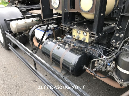 ขาย ISUZU DECA TRACTOR GVR 245 แรง (CNG-MPI) รถห้างแท้ ปี 2554