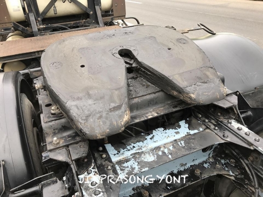 ขาย ISUZU DECA TRACTOR GVR 245 แรง (CNG-MPI) รถห้างแท้ ปี 2554