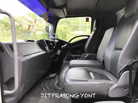 ขาย ISUZU DECA TRACTOR GVR 245 แรง (CNG-MPI) รถห้างแท้ ปี 2554