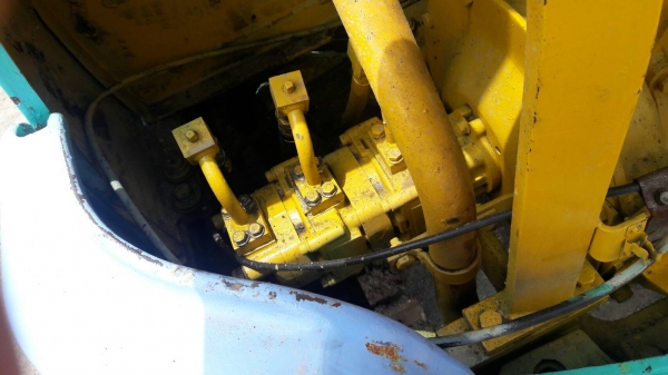 KOMATSU PC 25-7 เก่านอก ทำสีใหม่