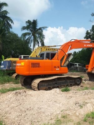 ขาย!! >>> Hitachi Zx200 รุ่น 1 <<< เบอร์ติดต่อ 098-7155789