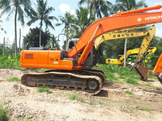 ขาย!! >>> Hitachi Zx200 รุ่น 1 <<< เบอร์ติดต่อ 098-7155789