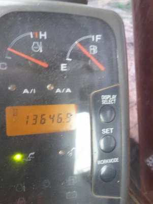 ขาย!! >>> Hitachi Zx200 รุ่น 1 <<< เบอร์ติดต่อ 098-7155789