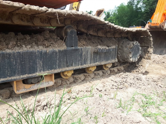 ขาย!! >>> Hitachi Zx200 รุ่น 1 <<< เบอร์ติดต่อ 098-7155789