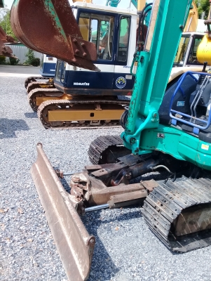 ต้องการขายรถขุดยี่ห้อ KOMATSU-PC-40MR-1รถนอกนำเข้าจากญี่ปุ่น ต้องการขายรถขุดยี่ห้อ KOMATSU-PC-40MR-1รถนอกนำเข้าจากญี่ปุ่น