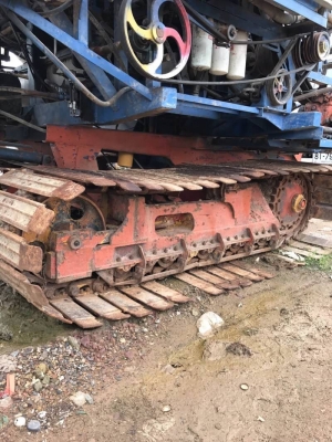 ขาย 595,000 บาท รถเกี่ยว อุ้ม 2.5 ตัน ตั้วเดิน 12 HT ปั้มดากิ้นส์ 23 โช่ 45 ข้อ รอลเลอร์ 10 ลูก ตู้นวด 6.5 ครึ่ง เครื่อง 6D16 Turbo -220 แรง   รถอยู่ จ.สมุทรสาคร โทร&amp;ไอดีไลน์  0610710295