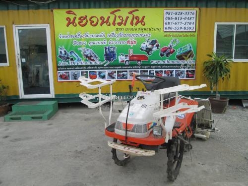 ราคาพิเศษ39,000 บาท!! รถปลูกข้าวดำนานั่งขับ KUBOTA SPK45 รหัสสินค้า : 80904538 www.nihonmono.com