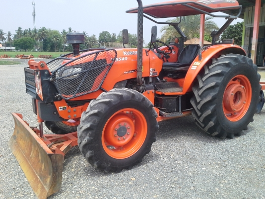 ขาย แทรกเตอร์ KUBOTA M9540 ถูกๆ สวยๆ ราคาโทรมาสอบถามได้คับ