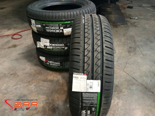 YOKOHAMA AA01 205/65R15 ปี17 เส้นละ 2,750 บาท