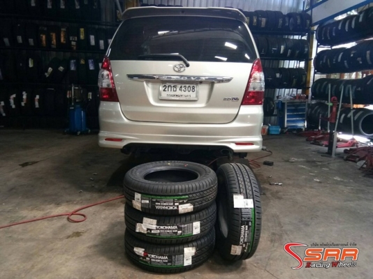 YOKOHAMA AA01 205/65R15 ปี17 เส้นละ 2,750 บาท