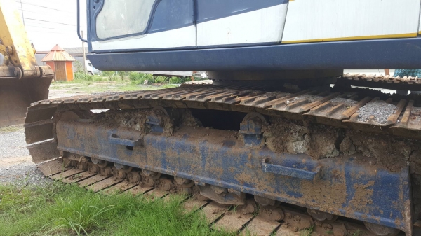 ขาย แบคโฮ KOBELCO SK200 Mark 3 เอกสารเล่มทะเบียนครบ เครื่องดี ปั้มดี ช่วงล่างเต็ม รถใช้งานอยู่ครับ