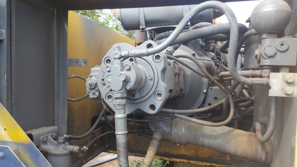 ขาย แบคโฮ KOBELCO SK200 Mark 3 เอกสารเล่มทะเบียนครบ เครื่องดี ปั้มดี ช่วงล่างเต็ม รถใช้งานอยู่ครับ