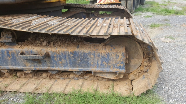 ขาย แบคโฮ KOBELCO SK200 Mark 3 เอกสารเล่มทะเบียนครบ เครื่องดี ปั้มดี ช่วงล่างเต็ม รถใช้งานอยู่ครับ