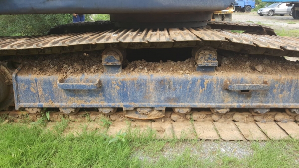 ขาย แบคโฮ KOBELCO SK200 Mark 3 เอกสารเล่มทะเบียนครบ เครื่องดี ปั้มดี ช่วงล่างเต็ม รถใช้งานอยู่ครับ