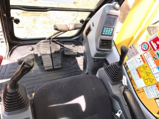 ขายรถแบคโฮ KOMATSU PC228US-3E0 (เทียบเท่ารุ่น 8) ปี 2008 รถนอกนำเข้าจากญี่ปุ่น มีVDOการทำงานครับ ขายรถแบคโฮ KOMATSU PC228US-3E0 (เทียบเท่ารุ่น 8) ปี 2008 รถนอกนำเข้าจากญี่ปุ่น มีVDOการทำงานครับ