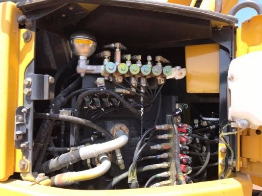 ขายรถแบคโฮ KOMATSU PC228US-3E0 (เทียบเท่ารุ่น 8) ปี 2008 รถนอกนำเข้าจากญี่ปุ่น มีVDOการทำงานครับ ขายรถแบคโฮ KOMATSU PC228US-3E0 (เทียบเท่ารุ่น 8) ปี 2008 รถนอกนำเข้าจากญี่ปุ่น มีVDOการทำงานครับ