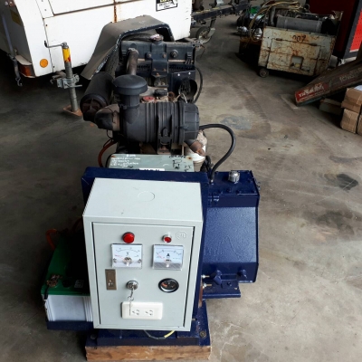 เครื่องปั่นไฟเก่านอก Perkins 10 kw 220 v แปลงไฟติดตั้งระบบแล้ว พร้อมใช้งาน