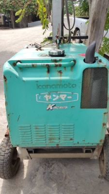 Lighting tower เครื่องปั่นไฟ พร้อมไฟส่องสว่าง Lighting tower เครื่องปั่นไฟ พร้อมไฟส่องสว่าง