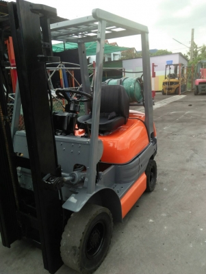 ขาย รถโฟรคลิท์ โตโยต้า รุ่น 6 เบนซิล