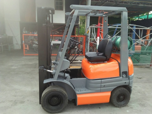 ขาย รถโฟรคลิท์ โตโยต้า รุ่น 6 เบนซิล