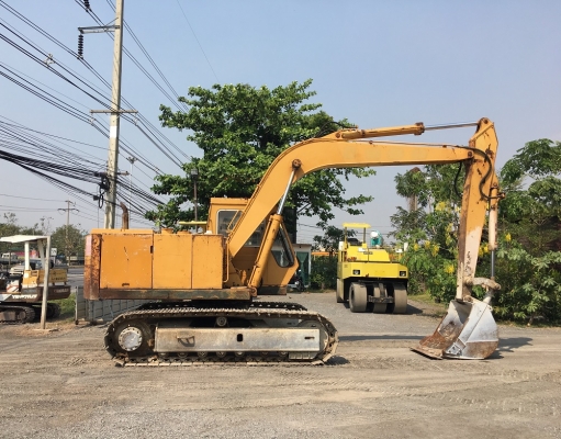 ขายแม็คโคร KOMATSU PC120-2 FROM JAPAN(อาร์มพิเศษ) พร้อมใช้งาน นำเข้าจากต่างประเทศ ติดต่อ 063-9316985 ID LINE : 0639316985 ครับ