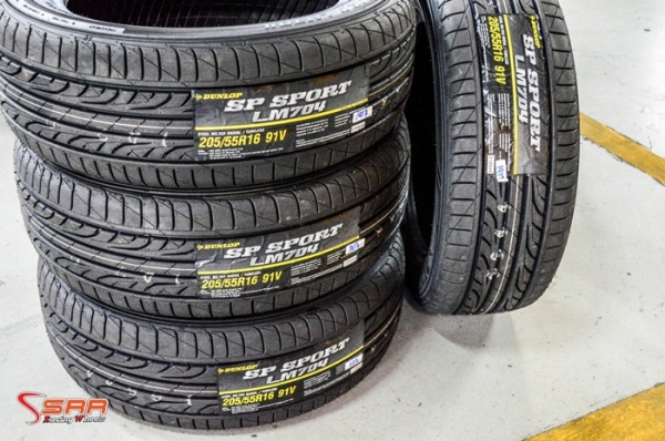 DUNLOP LM704 205/55R16 เส้นละ 2,900 บาท