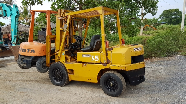 ขายด่วนรถยกดีเซลMITSUBISHI FD35-14 ยก3.5ตันเสาสูง3เมตรยกให้ดูของหนัก3.8ตันสบายๆๆจริงๆรถนอกนำเข้ายังไม่เคยใช้งานในเมืองไทยเลย ขายด่วนรถยกดีเซลMITSUBISHI FD35-14 ยก3.5ตันเสาสูง3เมตรยกให้ดูของหนัก3.8ตันสบายๆๆจริงๆรถนอกนำเข้ายังไม่เคยใช้งานในเมืองไทยเลย