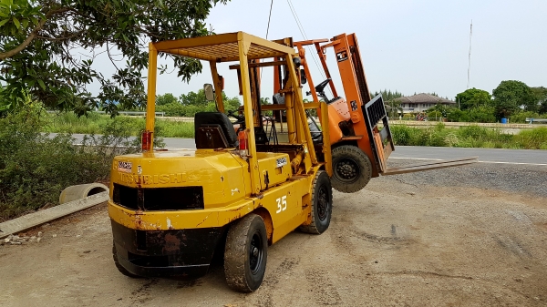 ขายด่วนรถยกดีเซลMITSUBISHI FD35-14 ยก3.5ตันเสาสูง3เมตรยกให้ดูของหนัก3.8ตันสบายๆๆจริงๆรถนอกนำเข้ายังไม่เคยใช้งานในเมืองไทยเลย ขายด่วนรถยกดีเซลMITSUBISHI FD35-14 ยก3.5ตันเสาสูง3เมตรยกให้ดูของหนัก3.8ตันสบายๆๆจริงๆรถนอกนำเข้ายังไม่เคยใช้งานในเมืองไทยเลย