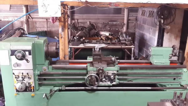 ขายเครื่องกลึง8ฟุตญี่ปุ่นเครื่องสวยเงียบราคาพิเศษๆครับ