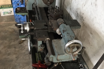 เครื่องกลึงเล็ก 3.5 ฟุต พร้อมใช้งาน ไฟ 380 v. เพลาเดียว ด่วนๆๆๆ 35,000 เครื่องกลึงเล็ก 3.5 ฟุต พร้อมใช้งาน ไฟ 380 v. เพลาเดียว ด่วนๆๆๆ 35,000