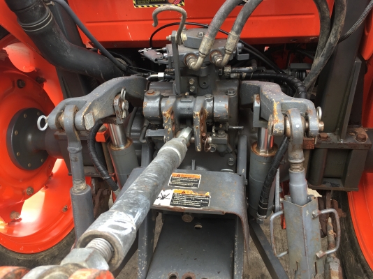 รถไถคูโบต้ามือสอง M7040 สภาพดีราคาถูก