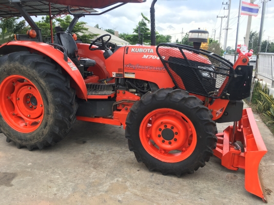 รถไถคูโบต้ามือสอง M7040 สภาพดีราคาถูก