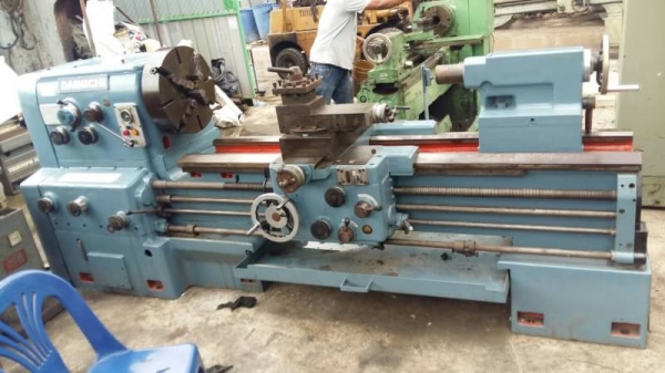 ขายเครื่องกลึงDainichiญี่ปุ่นสวิง900 รางกว้าง43เซนติเมตรยาว8ฟุตราคาพิเศษๆครับๆสวยๆ