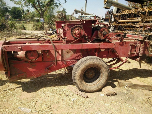 เครื่องอัดฟาง นิวฮอลแลนด์ 377 ติดต่อ 0956122972