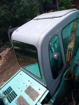 รถแบคโฮ Kobelco SK200 Mark 6 YN10 ใช้งานเพียง 9,xxx ชั่วโมงเอกสารเล่มทะเบียน สภาพนางฟ้า