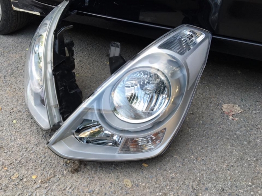 ไฟหน้า Hyundai H1 ไฟหน้า Hyundai H1