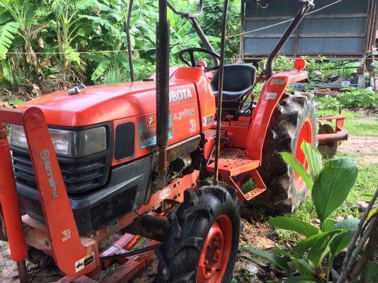 รถไถ 34 แรง เอกสารครบ อุปกร 3 ชิ้น ผานหน้ +ผานหลัง +โลตารี พร้อมใช้ราคาเบา ฯฯฯ 160,000 บาท  วันทูคอล 0986683479 dtac 0991751349 สิทธิ์ คับ