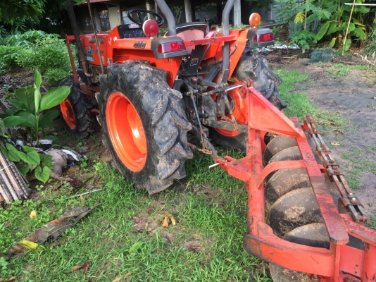 รถไถ 34 แรง เอกสารครบ อุปกร 3 ชิ้น ผานหน้ +ผานหลัง +โลตารี พร้อมใช้ราคาเบา ฯฯฯ 160,000 บาท  วันทูคอล 0986683479 dtac 0991751349 สิทธิ์ คับ