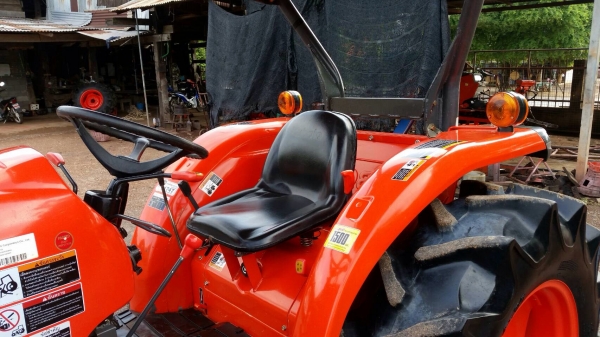 ขาย L4708DT รถ300ชั่วโมง ใบมีด+ผาน6/24 รถสีเดิมทั้งคัน